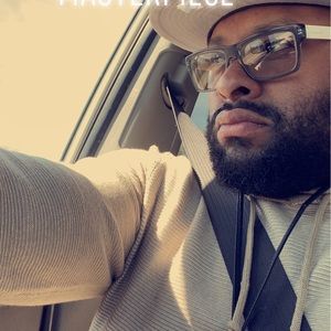 Meet your Posher, Jason